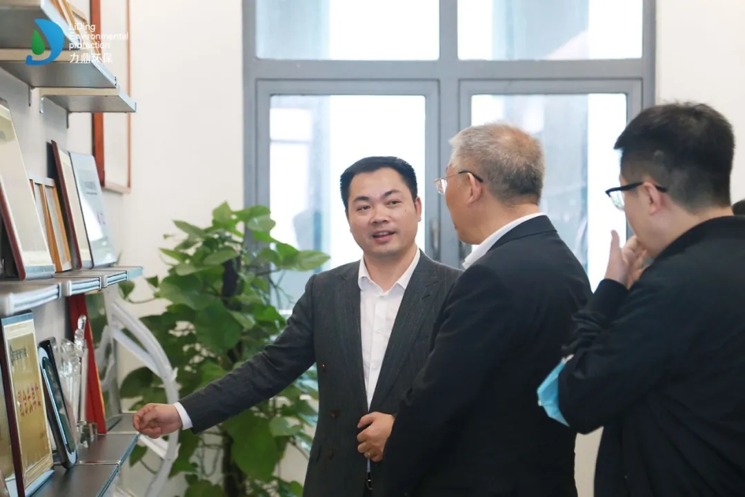 村鎮(zhèn)一體化污水處理設(shè)備（LD 型）”被鑒定為國內(nèi)領(lǐng)先水平！